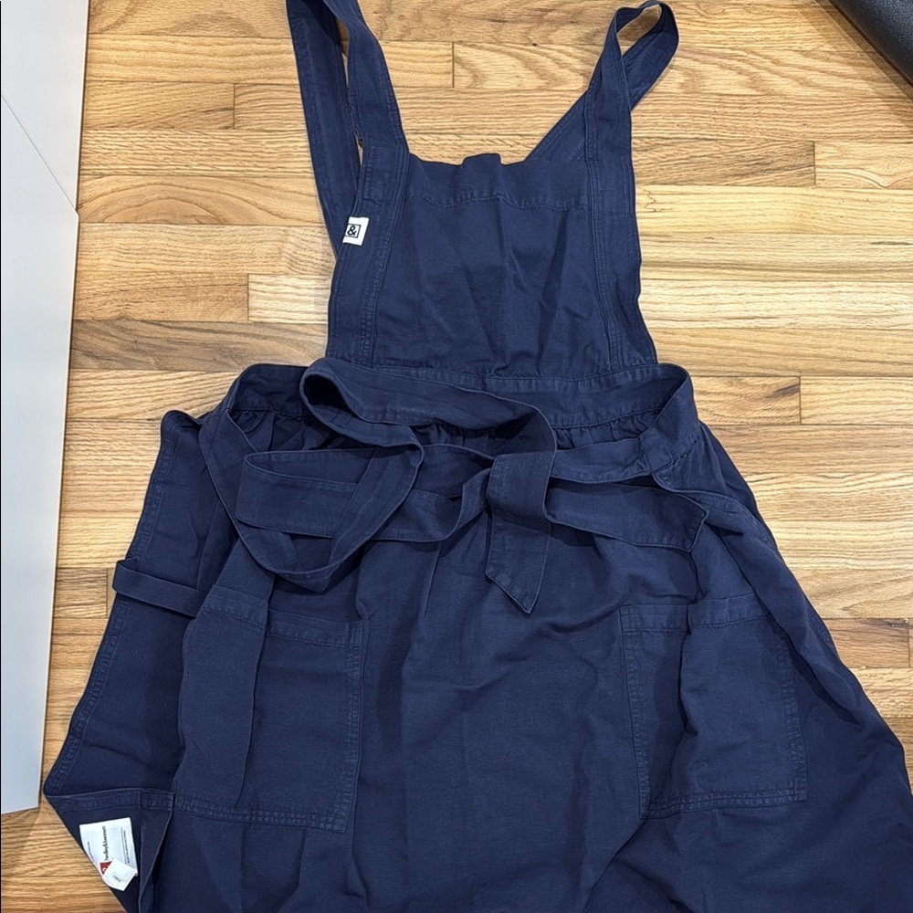 Navy Blue Apron with Pockets